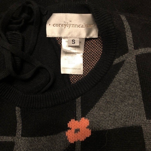 Corey Lynn Calter Gray Geometric Sweater - Picture 8 of 8